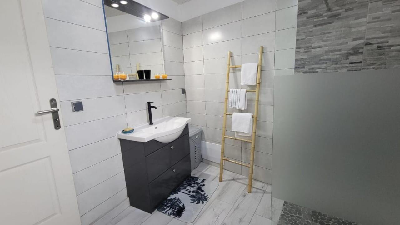 Maison D'Hanaya Le Marin 외부 사진